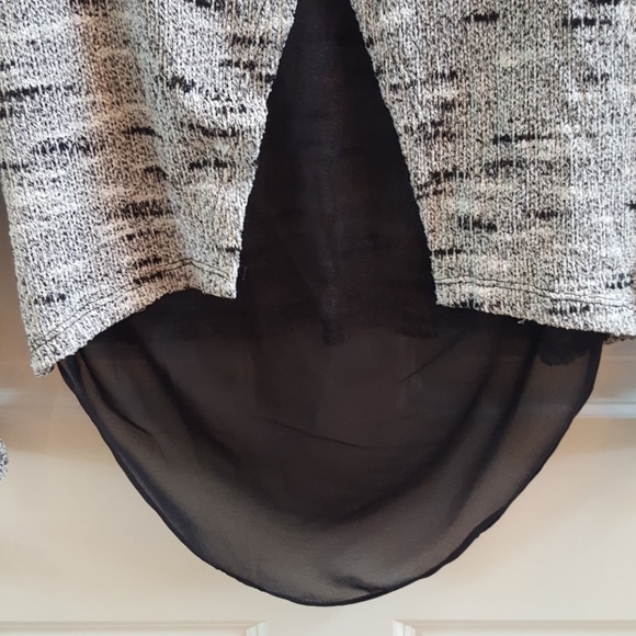 Top - Picture 3 of 3